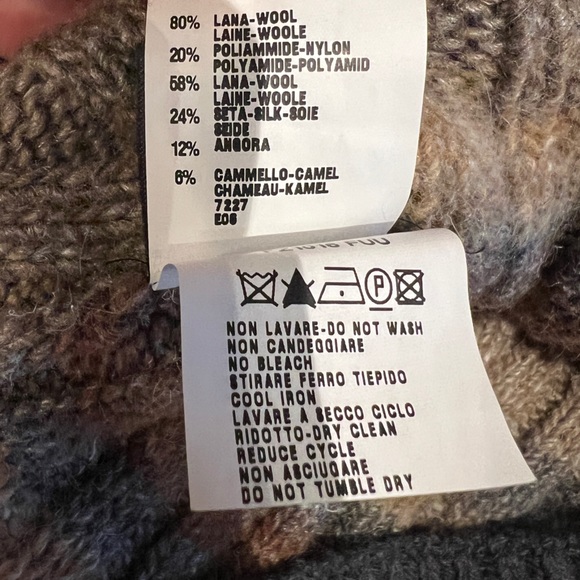 FENDI Men’s Wool Sweater with Button Collar - Picture 6 of 8